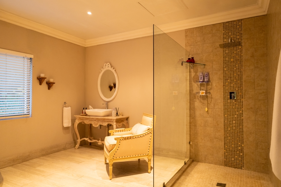 7 Bedroom Property for Sale in Mullersrust Free State